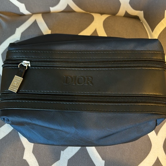 Dior Toiletry Bag - Picture 7 of 10